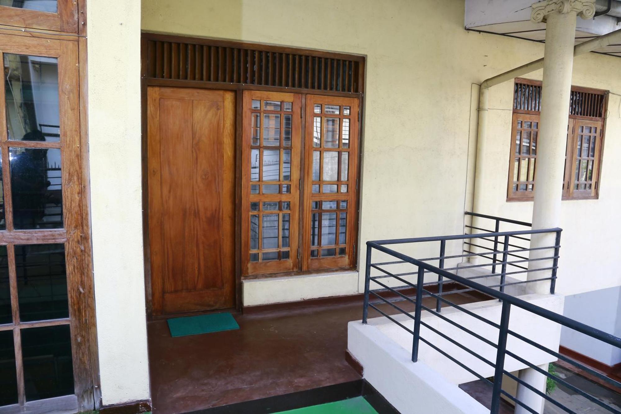 Bed and Breakfast Oasis Colombo Exterior foto